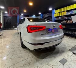 كيا كادينزا